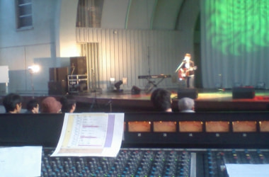 ライブハウスの施工以外でも各イベントによる音響・照明レンタルも多数あります。